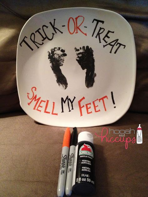 Halloween Plates, Hallowen Ideas, Baby First Halloween, Sharpie Marker, Theme Halloween, First Halloween, Baby Crafts, Holiday Diy, Baby Halloween