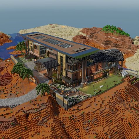 We created a modern mansion that would fit into a desert situation. I think I have covered most of the facilities that would be provided in a real... Minecraft Big Modern House, Downtown Minecraft, Minecraft Lodge, Minecraft Modern Houses, Minecraft Modern Mansion, Big Minecraft Houses, Minecraft Desert, Minecraft Modern City, Modern House Minecraft