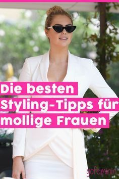 10 Styling-Tipps für Mollige: So sehen eure Kurven umwerfend aus! Ear Wax Removal Video, Mode Tips, Fashion Model Photography, Fashion Model Poses, Curvy Outfits, Fashion 2020, Clothes Organization, Fitness Beauty, Model Photography