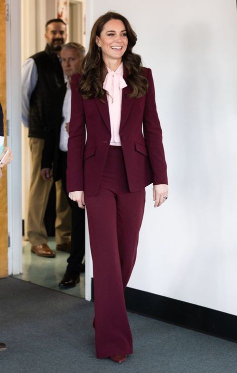 The Prince And Princess Of Wales Visit Boston - Day 2 Business Professional Outfits Pink, Maroon Suit For Women, Maroon Suit Women, Pink And Maroon Outfit, Formal Day Outfit, Woman Suit Outfit, Modest Formal Outfits, Royal Fashion Classy, Formal Women Outfit