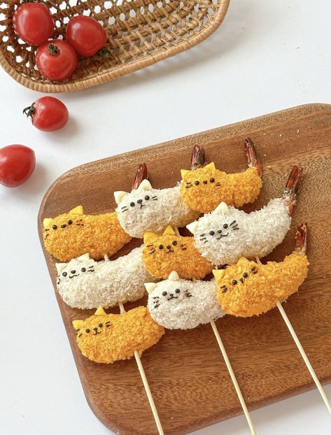 Cat Inspired Food, Fried Popcorn Shrimp, Cat Shaped Food, Cat Themed Food, Popcorn Aesthetic, Ginger Aesthetic, Cute Shrimp, Animal Shaped Foods, Kitty Treats