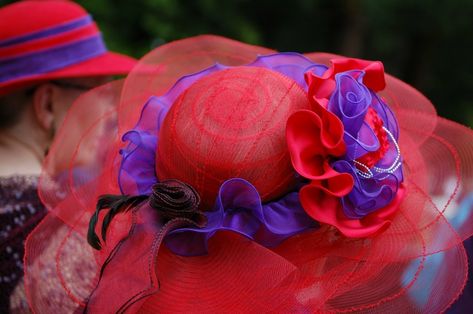 Red Hat Society Crafts, Red Hat Society Fashion, Red Hat Party, Red Hat Club, Fundraiser Raffle, Red Hat Ladies, Red Hat Society, Hat Party, Group Events