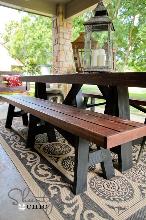 DIY Bench & Table set for deck. Love the stain color too Diy Outdoor Patio Ideas, Restauration Hardware, Diy Bank, Diy Bench Outdoor, Diy Bench, Dining Table With Bench, Outdoor Patio Decor, Diy Table, Diy Patio