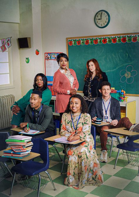 Fall TV Preview 2022, the 50 Best Shows From ‘White Lotus’ to ‘Abbott Elementary’ Abbot Elementary, Thanksgiving Play, Fall Tv Shows, Abbott Elementary, Tyler James, Sheryl Lee, Fall Tv, The Emmys, Comedy Series