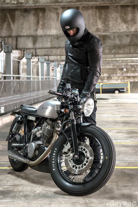 1976 SR400  custom " Bucky " by Drifter Bikes  - Sidney, Australia Sr 500, Retro Bikes, Yamaha Sr400, Yamaha Cafe Racer, Bobber Custom, Мотоциклы Cafe Racers, R35 Gtr, Moto Cafe, Cafe Racer Style