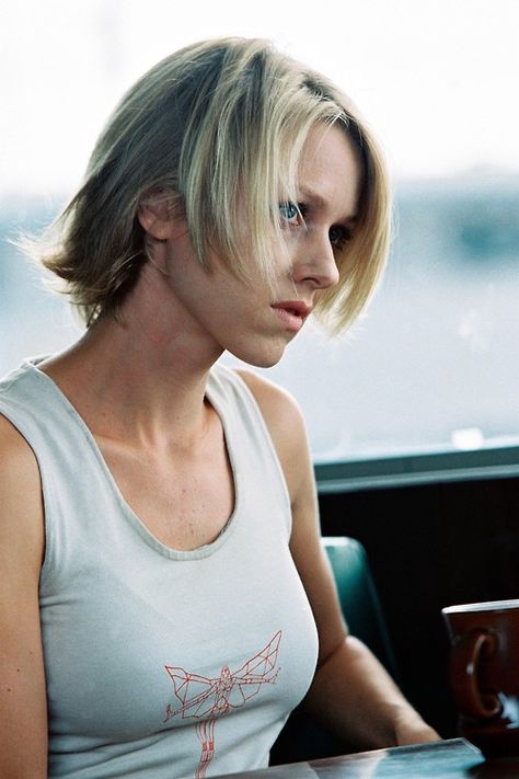 Naomi Watts • Mulholland Drive Mulholland Drive, Naomi Watts, A Woman, Blonde, Drive, Hair