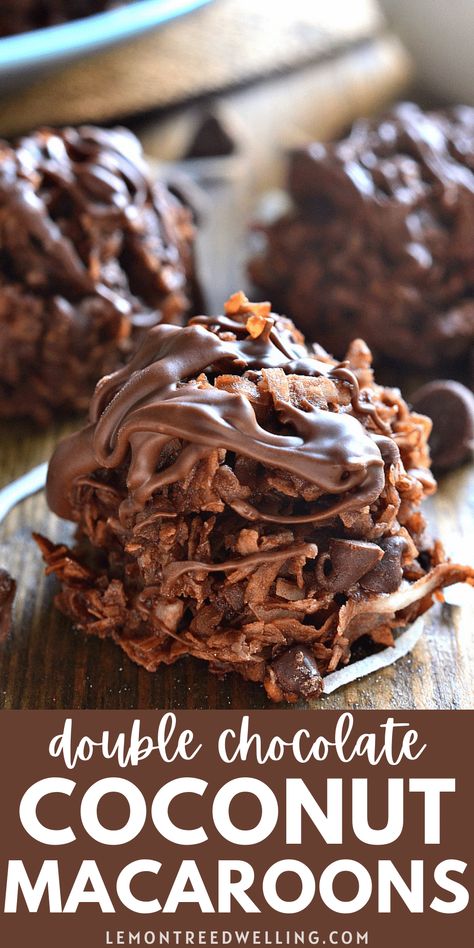 Chocolate Coconut Macaroons Recipe, Chocolate Kissed Coconut Macaroons, Coconut Chocolate Macaroons, Macaroon Recipes Coconut, Chocolate Maccarone Recipes, Coconut Chocolate Chip Macaroons, Coconut Macaroons With Condensed Milk, Coconut Chocolate Cookies, Coconut Dessert Recipes