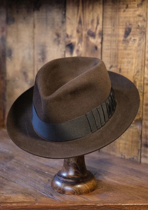 Our Fine Fur Felt Fedoras Are Hand Crafted By One Of The Longest Standing Milliners In Seville, Spain. With over a century of experience these fedoras are made to be durable and become better with age. Thomas Farthing, Mens Dress Hats, Outback Hat, Baker Boy Cap, Fedora Hat Men, Crown Hat, Become Better, Seville Spain, Wide Brim Fedora