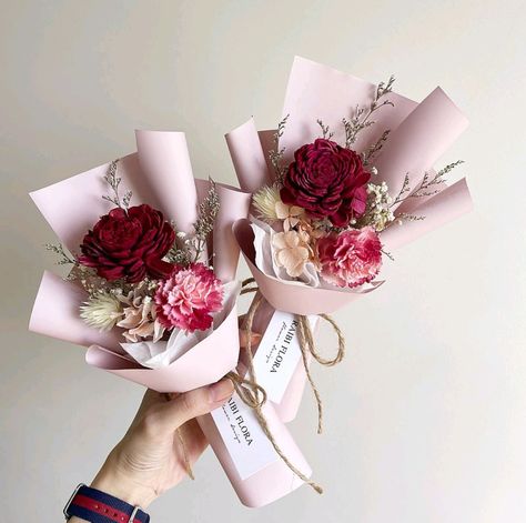 Small Bouquets Simple, Mother’s Day Mini Bouquets, Small Mothers Day Bouquet, Small Pink Flower Bouquet, Mini Floral Bouquets, Small Flower Bouquet Ideas, Small Floral Bouquet, Tiny Bouquet Of Flowers, Small Bouquet Of Flowers Aesthetic