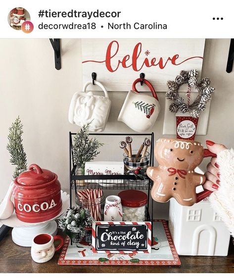 Hot Coco Bar Idea, Holiday Hot Cocoa Bar, Kitchen Tiered Tray, Christmas Hot Chocolate Bar, Corn Side, Cookie Mug, Coco Bar, Gingerbread Coffee, Chocolate Bar Design