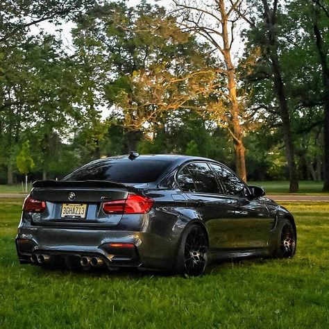 Subaru Hatchback, Pubg M416 Glacier Logo, Bmw Photography, Bmw M3 Sedan, M3 Sedan, Bmw 540i, Dream Cars Bmw, F80 M3, Tech Aesthetic