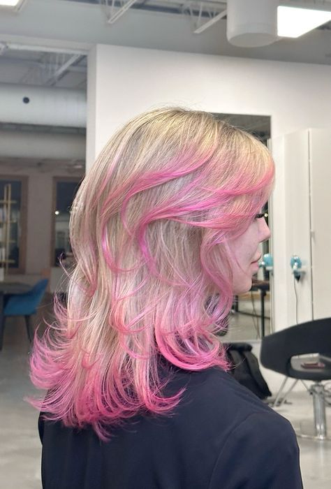 Blonde Hair With Dyed Ends, Pink Hair Tips Blonde, Pink Hair With Layers, Blonde Hair Pink Ends, Blonde And Light Pink Hair, Blonde With Color Highlights, Blonde Hair Pink Tips, Frosted Tips Hair, Blond And Pink Hair