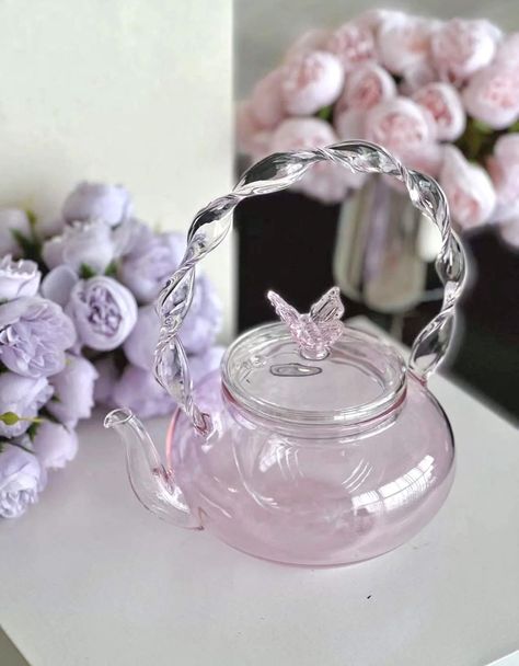 Teapot Aesthetic, Butterfly Teapot, Elegant Tea Set, Glass Tea Pot, Kitchen Decor Collections, Crockery Design, Desain Pantry, Cute Teapot, Cute Furniture