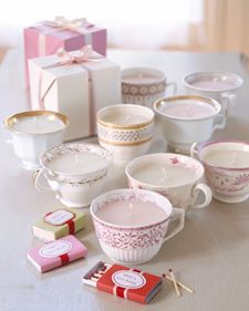 teacup candles Great gift for wedding shower guests, or girl friend gifts, get well, Happy Birthday. Very easy to make!!!!! teacup lights Teacup Crafts, Diy Projektit, Teacup Candles, Handmade Holiday Gifts, Cadeau Diy, Candle Favors, Candle Cup, Vintage Teacups, Cups And Saucers