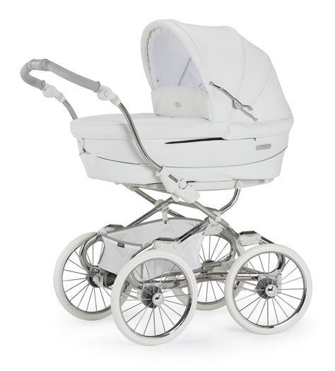 Bebecar Stylo Class push chair - retro styling with all the modern comfort for baby Luxury Stroller, Baby Gear Essentials, Prams And Pushchairs, Baby Prams, Luxury Baby, Baby Carriage, Baby Stroller, Changing Bag, Travel System