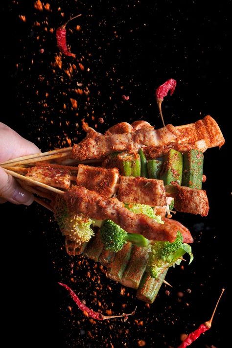 Mala grilled barbecue (bbq) with sichuan... | Premium Photo #Freepik #photo #food #fire #chinese #chicken Thai Food Menu, Organic Food Shop, Street Food Design, Food Art Photography, Red Chilli Powder, Skewers Grill, Fire Food, Thailand Food, Thai Street Food