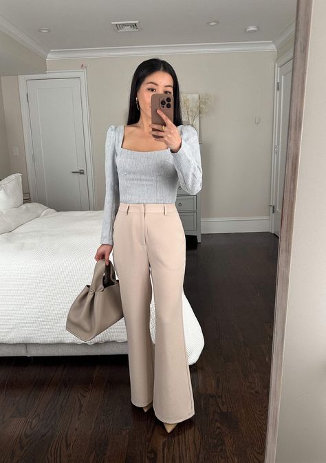 Ankle Pants Outfit, Trouser Pants Outfits, Sam Edelman Loafers, Leather Womens Shoes, Simple Work Outfits, Class Outfits, Women's Leather Shoes, Work Outfit Ideas, Business Professional Outfits