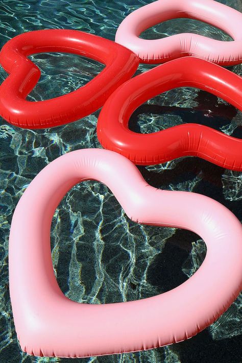 Spiced Rose & Love Red Heart Shaped Pool Floats for Adults - Receives a great review! Pink Float, Red Float perfect for the beach or pool! Mila Core, Heart Shaped Pool, Heart Pool, Pool Floats For Adults, Pool Floaties, Day Aesthetic, Rose Love, Navy Blue Print, Beach Please