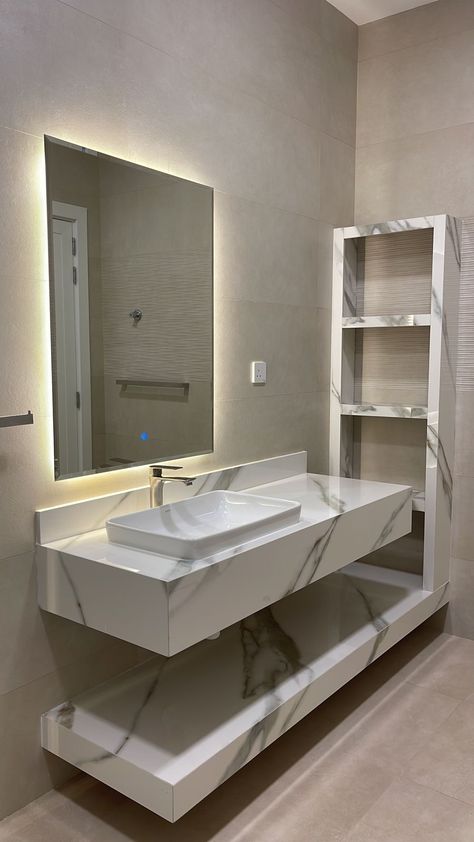 Vanity Washroom, تصميم دورة مياه, Unique Bathroom Mirrors, Rustic Bathroom Mirrors, Modern Black Bathroom, Decorative Bathroom Mirrors, Small Bathroom Mirrors, Backlit Bathroom Mirror, Bathroom Mirror Design