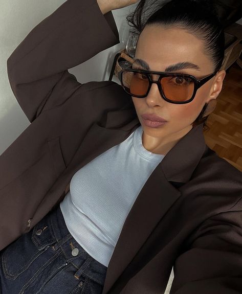 Sedda 🔥 with our Ria 1966 Sunglasses Brown Sunglasses Outfit, Aviator Sunglasses Outfit, Fall Sunglasses, Sunglasses Outfit, Aviator Glasses, Lace Cutout, Brown Sunglasses, Aviator Style, Trending Sunglasses