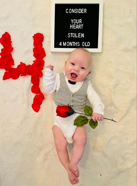 4 Month Old Baby Pictures, Baby Milestone Pictures, Old Baby Pictures, Monthly Milestone Pictures, 4 Month Old Baby, Baby Milestones Pictures, Milestone Pictures, Monthly Milestone, Monthly Photos