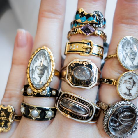 I want them all!! Antique Mourning Rings from Erstwhile Jewelry in gold and black enamel Different Rings, Three Sisters Jewelry, Painting Jewelry, Memento Mori Jewelry, Sapphire Antique Ring, Erstwhile Jewelry, Net Fashion, Black Gold Jewelry, Sister Jewelry