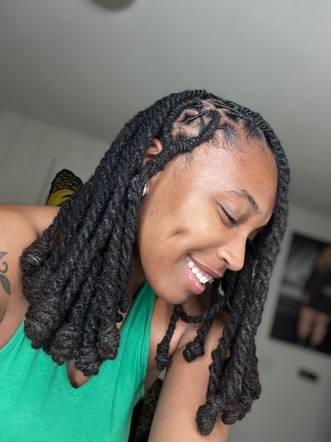 Natural Loc Bob, Locs Knots, Locs In A Bob Style, Knot Bob Locs, Loc Knots Styles Long, Knot Loc Bob, Loc Bob With Curls, Asymmetrical Loc Bob, Loc Bob With Bangs