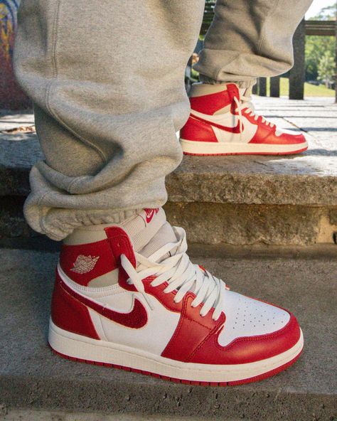 Nike Air Jordans Red, Jordan 1 Red And White, Jordan 1s Red, Red Jordan 1 Outfit, Dress With Jordans, Nike Jordan Red, Nike Air Jordan Red, Red Air Force 1, Jordan Retro Low