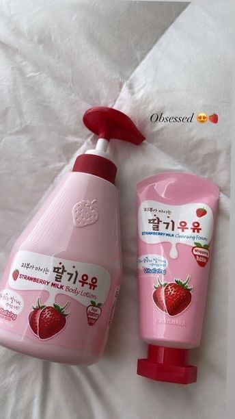 Strawberry Milk Body Cleanser, Kwailnara Strawberry, Milk Body Lotion, Shower Skin Care, Perfect Skin Care Routine, Brown Tie, Pretty Skin Care, Bath And Body Care, Pretty Skin