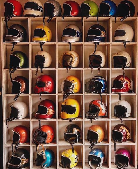 Now that's a collection  but which one would you choose? - Follow @cafesofinsta |... Motorcycle Showroom Interior, Helmet Storage, Cafe Racer Helmet, Helmet Shop, Vintage Helmet, Flat Tracker, Motorcycle Garage, Cafe Racer Bikes, Bike Shed