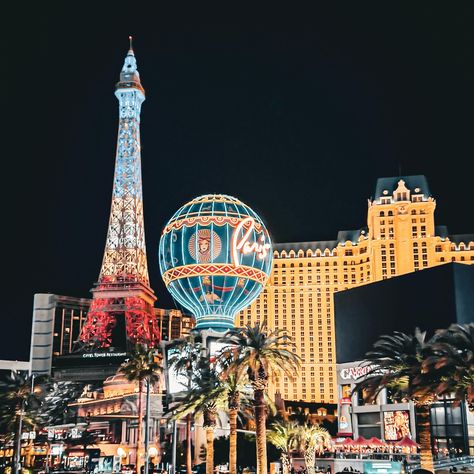 Soft Glow . Nestled amidst the glitz and glamour of the Las Vegas Strip, I found myself transported to the romantic streets of Paris as I stood in awe of the iconic Paris hotel complex. 🇫🇷 From the majestic Eiffel Tower piercing the sky to the whimsical Paris hotel balloon sign illuminating the night, every detail exudes the charm and allure of the City of Light. . In this enchanting moment, surrounded by the hustle and bustle of the city, I couldn’t help but marvel at the seamless blend of F... Paris Hotel Las Vegas, Balloon Sign, Paris Las Vegas, Vegas Theme, Paris Hotel, Streets Of Paris, Glitz And Glamour, Vegas Strip, Las Vegas Strip