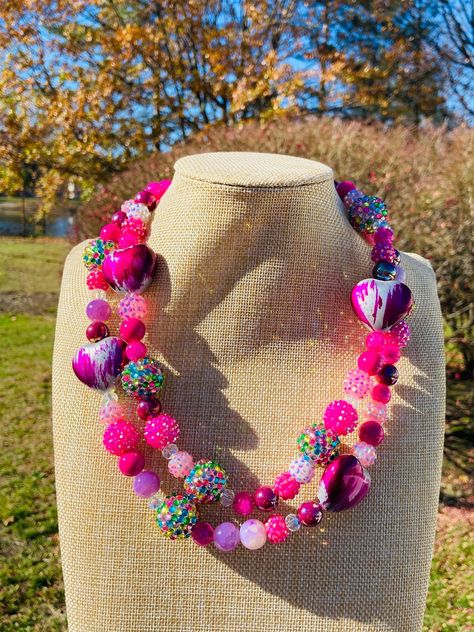 Big Beads Necklace, Purple Beaded Necklace, Bright Necklace, Purple Bead Necklace, Heart Bubbles, Beaded Fashion, Acrylic Bracelet, Accessories Business, Chunky Necklaces