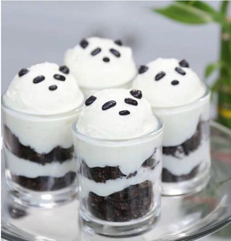 Panda Themed Party, Panda Food, Bolo Panda, Homemade Vanilla Pudding, Panda Baby Showers, Panda Birthday Party, Rosanna Pansino, Unicorn Cups, Panda Birthday