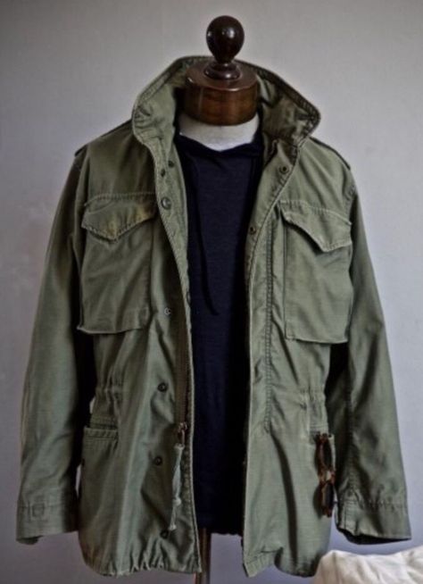 M 65 Field Jacket Men, Field Jacket Outfit, Workman Jacket, Green Jacket Outfit, Ethan Winters, M65 Jacket, Military Field Jacket, M65 Field Jacket, Mode Shoes