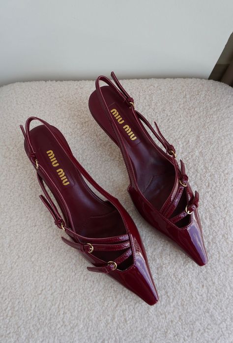 Burgundy Kitten Heels, Miu Miu Slingback, Kitten Heels Outfit, Kitty Heels, Street Skater, Red Kitten Heels, Miu Miu Heels, Burgundy Heels, Heels Aesthetic