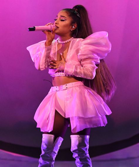 Ariana Grande Sweetener Tour, Sweetener Tour, Ariana Grande Concert, Thank U Next, Ariana Grande Sweetener, Ariana Grande Outfits, Ariana Grande Fans, Ariana Grande Wallpaper, Ariana Grande Photos