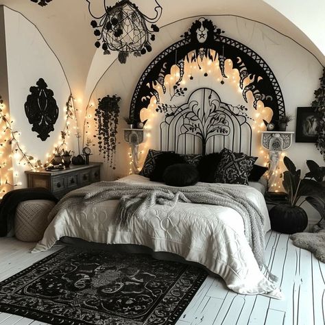 Black Boho Bedroom, Gothic Decor Bedroom, Dream Bedroom Inspiration, Boho Bedroom Design, A Modern House, Dark Home Decor, Goth Home Decor, Black Boho, Cozy Room Decor