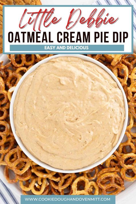 Little Debbie Oatmeal Cream Pie Dip is just as delightful as it sounds. This creamy, sweet dip captures all the nostalgic flavors of oatmeal cream pies and pairs perfectly with graham crackers, cookies, or fruit. Perfect for parties, holiday gatherings, or an indulgent snack, it’s easy to make and irresistibly delicious. Little Debbie Dip, Gingerbread Cookie Dip, Desserts Dips, Party Food Favorites, Oatmeal Cream Pie, Christmas Desserts Cakes, Sweet Dip, Easter Cookie Cake, Favorite Christmas Desserts