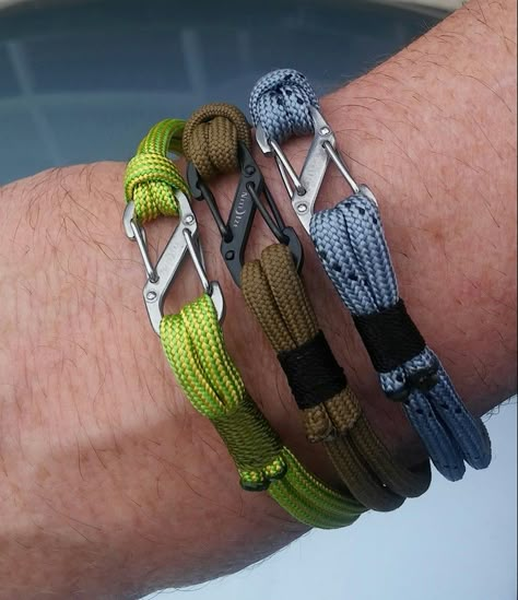 Easy Paracord Bracelets, Paracord Projects Diy, Paracord Bracelet Designs, Bike Jewelry, Paracord Bracelet Patterns, Paracord Bracelet Tutorial, Paracord Braids, Paracord Armband, Paracord Bracelet Diy