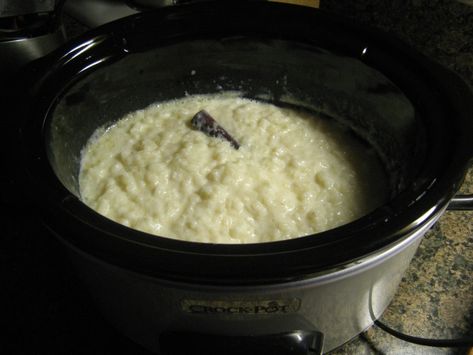 Slow Cooker Sunday: Rice Pudding – Bead Yarn & Spatula Slow Cooker Pudding Recipes, Slow Cooker Rice Recipes, Slow Cooker Puddings, Crockpot Rice Pudding, Crockpot Rice, Slow Cooker Sunday, Slow Cooker Rice Pudding, Rice In Crockpot, Creamed Rice