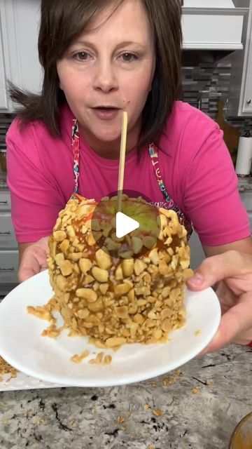 Dawn Arnold on Instagram: "Caramel Apples #caramelapples #apples #appleseason #fallflavors #easyrecipes #foodlover #dessertrecipe" Apple Buckle Recipe, Caramel Apple Tray, Fall Caramel Apples, Apple Season, Caramel Apples, Food Lover, Caramel, Dessert Recipes, Easy Meals