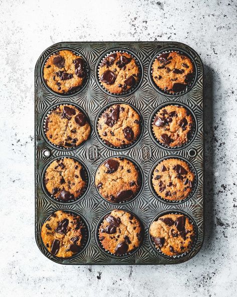 Sourdough Chocolate Chip Banana Bread Muffins — The Boy Who Bakes The Boy Who Bakes, Chocolate Chip Banana Bread Muffins, Sourdough Banana, Dried Banana Chips, Bread Muffins, Banana Bread Muffins, Sourdough Starter Recipe, Easy Banana Bread Recipe, Chocolate Chip Banana