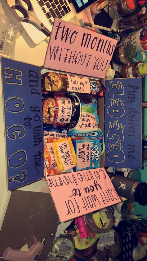 homecoming ask long distance care package Long Distance Promposal Ideas, Long Distance Hoco Proposal, Long Distance Promposal, Long Distance Care Package Boyfriend, Long Distance Care Package, Long Distance Relationship Care Package, Welcome Back Gifts, Boyfriend Care Package, Distant Friends