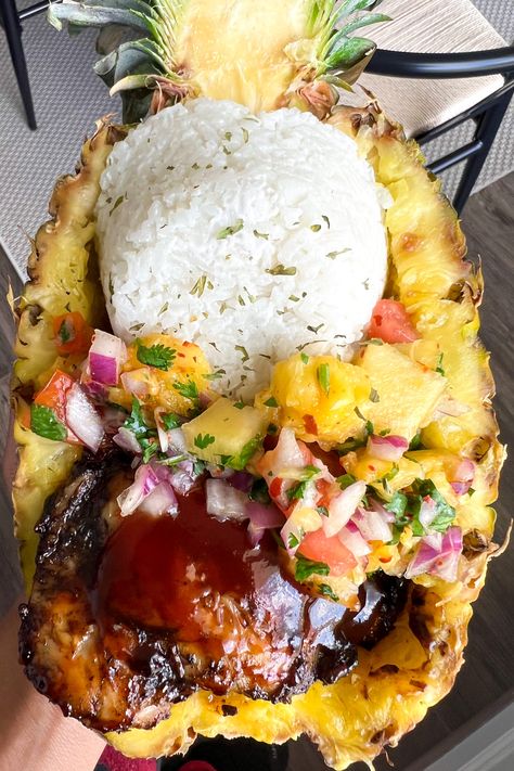 Jerk Bbq Chicken, Pineapple Rice Bowl, Pineapple Bowl Recipe, Jerk Shrimp, Pineapple Rice, Chicken Pineapple, Pineapple Bowl, Chili Lime Seasoning, Chopped Pineapple