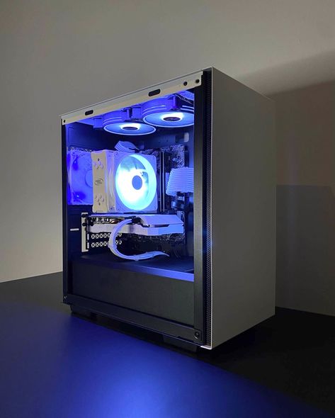 Inspiration for your next PC Build! Here is a white budget build with a RTX 2060! White Gaming Pc, Pc Builds, Gaming Pc Build, Pc Build, Gaming Pc, Budgeting, Video Games, Gaming, Building