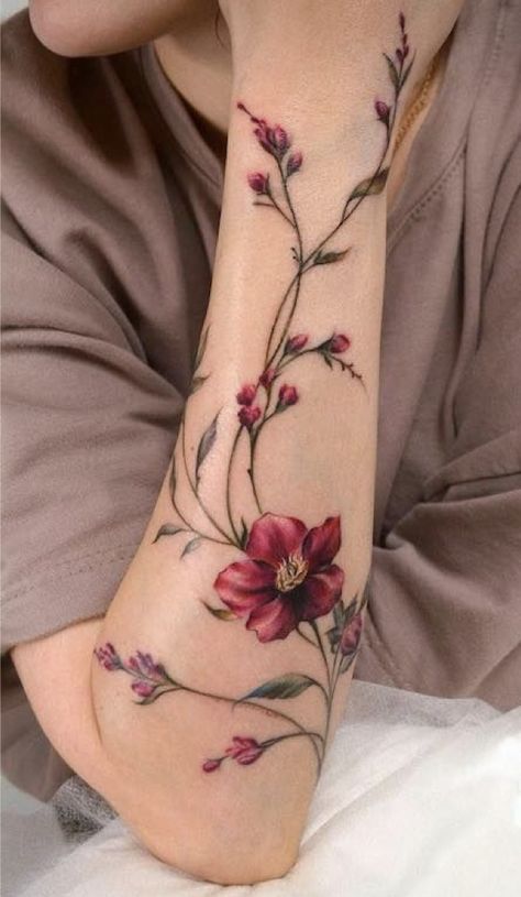 Around Arm Tattoo, Tattoos For Women Flowers, Tasteful Tattoos, Geniale Tattoos, Classy Tattoos, Arm Tattoos For Women, Subtle Tattoos, Arm Tattoos, Elegant Tattoos