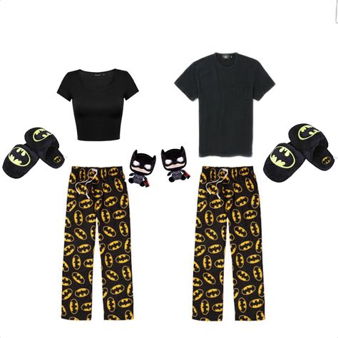 Matching Pjs Halloween Couple, Matching Halloween Pjs For Couples, Halloween Pjs Matching, Mathching Pajamas, Batman Pjs Couple, Matching Pajamas For Couples, Pj Outfit, Batman Outfits, Couple Fits