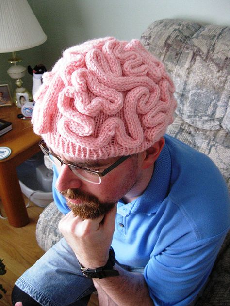 Funny Crochet Hat, Crochet Funny Hat, Brain Hat, Crochet Winter Hats, Novelty Hats, Funny Hats, Crochet Winter, Crochet Diy, Hat Knitting Patterns