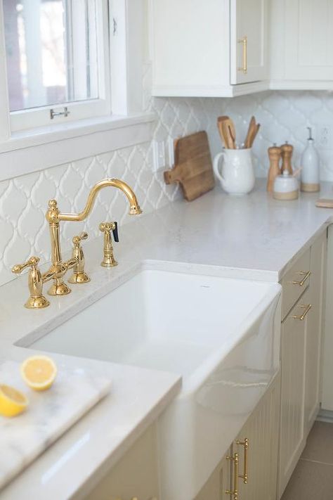 White Arabesque Tiles with Light Gray Plank Cabinets - Transitional - Kitchen Backsplash To Match White Quartz, Kitchen Arabesque Backsplash, White Arabesque Tile Backsplash, Plank Cabinets, Grey Kitchen Ideas Modern Gray, Grey Kitchen Ideas Modern, Vintage White Kitchen, White Arabesque Tile, Grey Kitchen Ideas