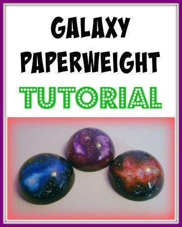 galaxy resin paperweight Make Resin Coasters, Resin Paperweights, Dandelion Paperweight, Resin Crafting, How To Make Resin, Resin Making, Mixed Media Crafts, Diy Resin Projects, World Party